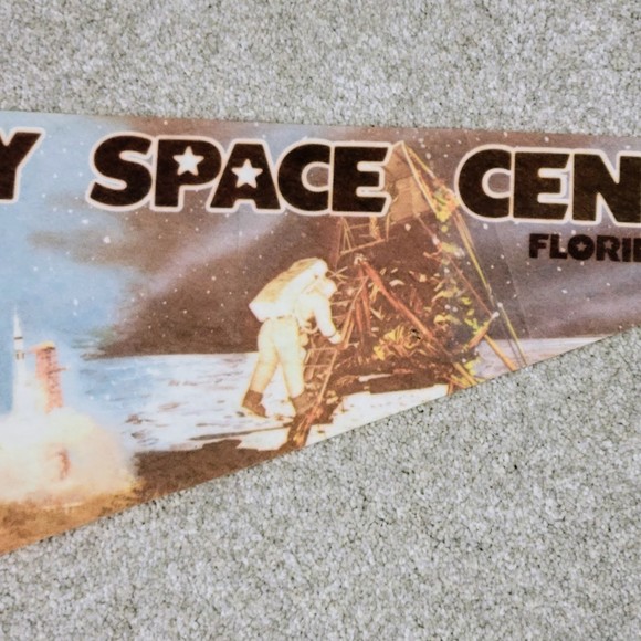 Vtg Kennedy Space Center Felt Pennant Sublime Florida1980’s Rare - Picture 3 of 10